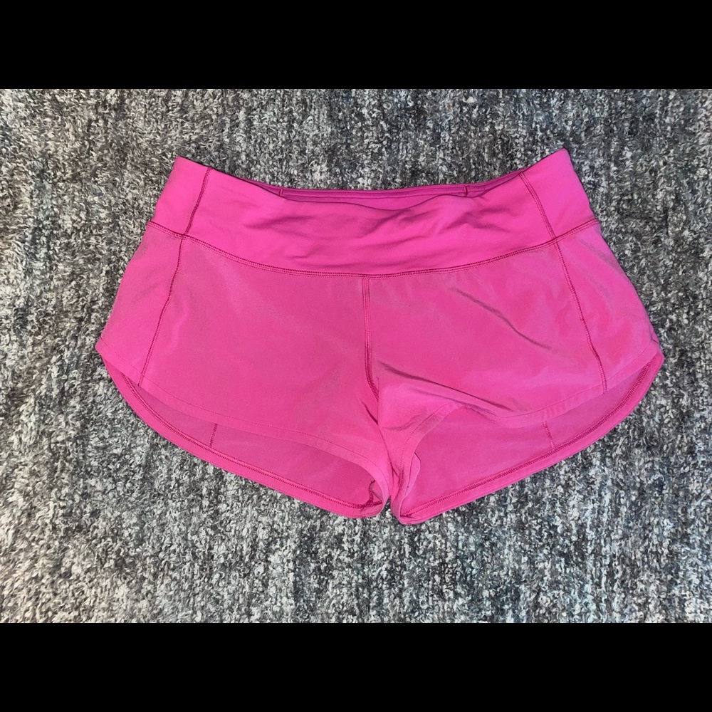 low rise sonic pink lululemon speed up shorts 2.5